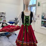 Сценичен костюм