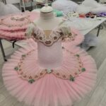 Сценичен костюм