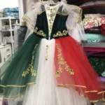 Сценичен костюм